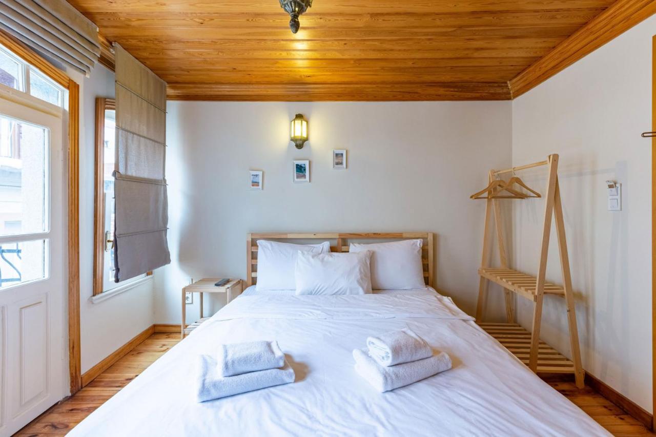 Cozy Flat Near Trendy Attractions In Balat Fatih Appartamento